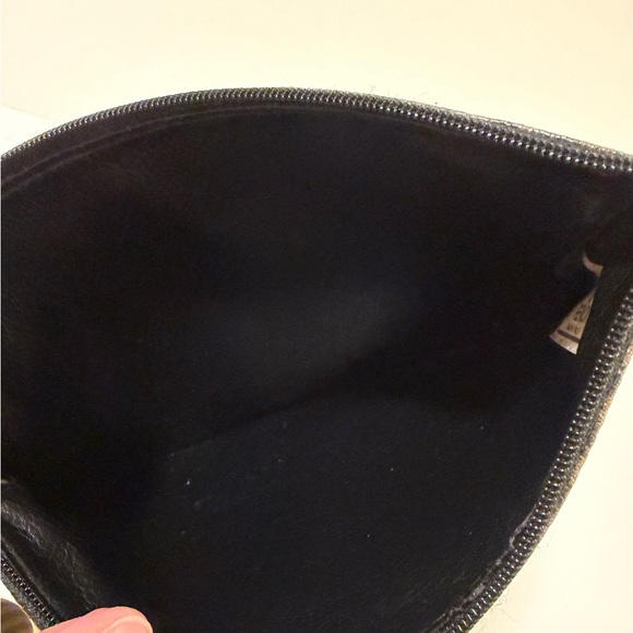 Fendi Leather Pequin Thin Striped Clutch, Pouch, Makeup Bag Vintage EUC - Picture 12 of 16